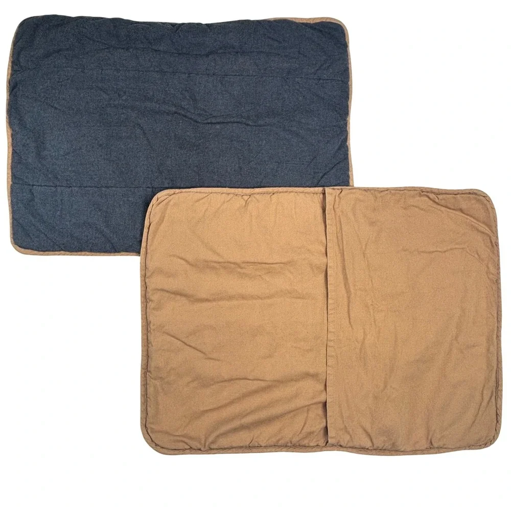 Pottery Barn Dorm Standard Pillow‎ Shams Set of 2 Navy Blue Tan Chambray Quilted